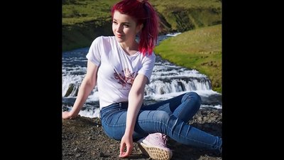 স্ট্রীমার ওলিয়াশা 1080p (মেট্রোনোম) এর সাথে কাম না করার চেষ্টা করুন